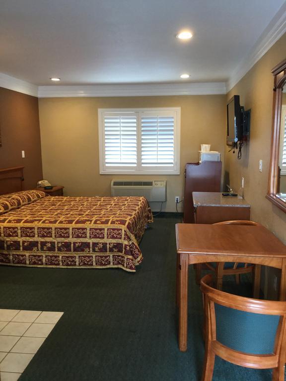 Motel Beverly 2*